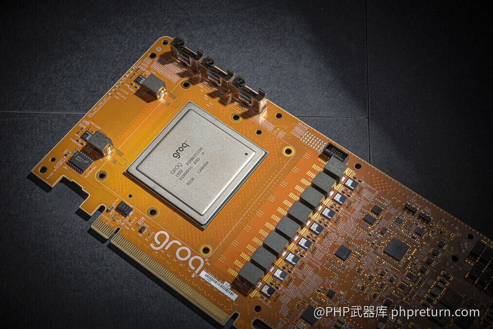 Groq LPU 推理卡